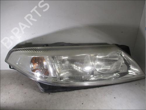 Used Right headlight RENAULT LAGUNA II (BG0/1_) 1.9 dCi (107 hp) 26092258