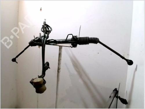 Used Steering rack RENAULT TRAFIC Van (T_, P_, V_) 2.5 D (75 hp) 33011559