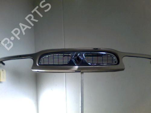 Used Grille RENAULT SAFRANE II (B54_) 2.2 dT (B54G) (113 hp) 26076020