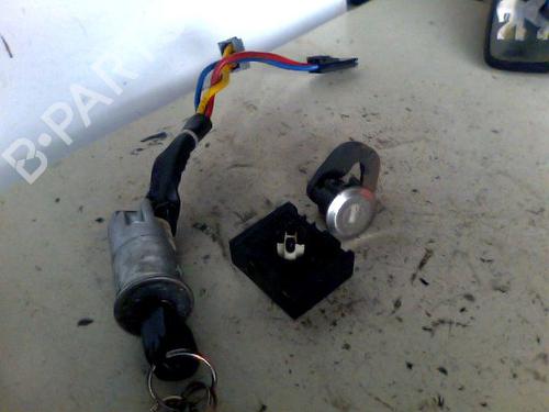Used Ignition barrel PEUGEOT 306 Hatchback (7A, 7C, N3, N5) 1.9 D (69 hp) 26087731