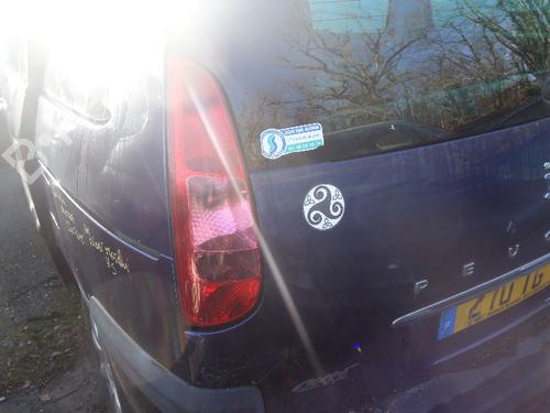Used Left taillight PEUGEOT 807 (EB_) 2.2 HDi (128 hp) 26070039