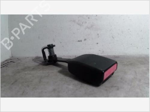 Used Seat buckle PEUGEOT 307 CC (3B) 2.0 HDi 135 (136 hp) 26100916