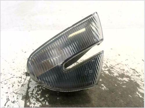 Used Right front indicator Right front indicator ALFA ROMEO 147 (937_) 1.6 16V T.SPARK (937.AXA1A, 937.AXB1A, 937.BXB1A) (120 hp) 36640843 36640843