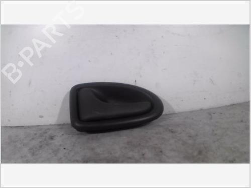 Used Rear left interior door handle RENAULT MEGANE III Hatchback (BZ0/1_, B3_) 1.5 dCi (86 hp) 26098946