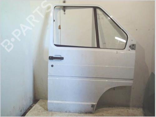 Used Right front door RENAULT TRAFIC Van (T_, P_, V_) 2.5 D (75 hp) 26120209