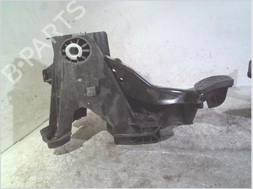 Rempedaal VW GOLF VIII (CD1, DA1) 2.0 TDI | BP30617272I19