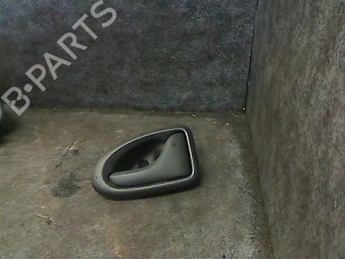 Used Rear right interior door handle RENAULT MEGANE I (BA0/1_) 1.6 e (BA0F, BA0S) (90 hp) 28814901