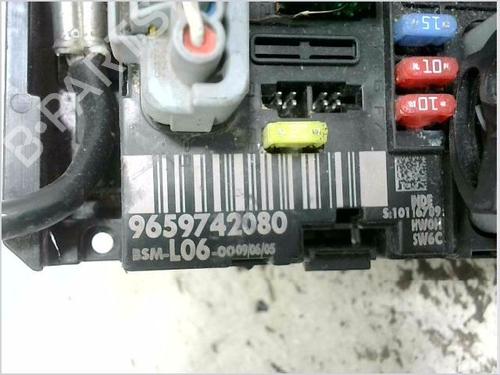 Fuse box PEUGEOT 307 CC (3B) 2.0 HDi 135 | BP37446544E1 - Image 4