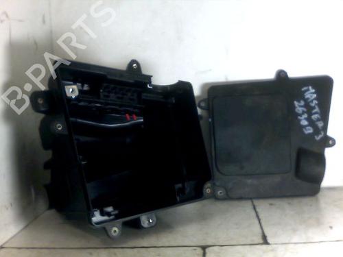 Scatola Fusibili RENAULT MASTER III Van (FV) 2.3 dCi 130 FWD (FV0M, FV0Y, FV0J, FV02, FV03) (130 hp) 29482769