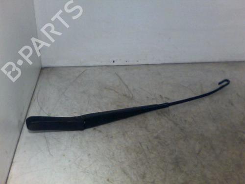 Used Front windshield wiper arm OPEL ZAFIRA A MPV (T98) 2.2 DTI 16V (F75) (125 hp) 26083591