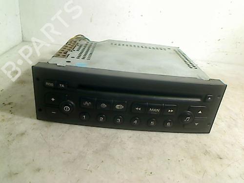 Bilradio PEUGEOT 206 Hatchback (2A/C) 1.4 i (75 hp) 26082721
