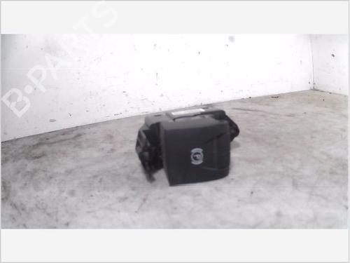 Used Switch RENAULT MEGANE III Coupe (DZ0/1_) 1.5 dCi (DZ09, DZ0D, DZ1F, DZ1G, DZ14, DZ29) (110 hp) 26098514