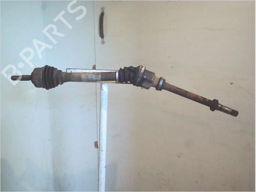 Used Right front driveshaft Right front driveshaft PEUGEOT 206 Hatchback (2A/C) 1.4 i (75 hp) 33845219 33845219