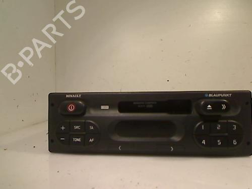 Used Radio RENAULT MASTER II Bus (JD) 2.8 dTI (114 hp) 26078165