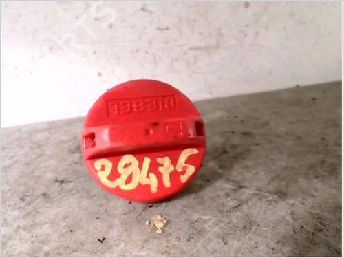 Used Fuel cap NISSAN PRIMERA Hatchback (P11) 2.0 TD (90 hp) 26105841
