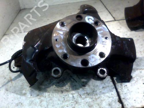 Used Left front steering knuckle FIAT GRANDE PUNTO (199_) 1.4 (199AXB11, 199AXB1A, 199BXB1A, 199AXL1A) (77 hp) 26099741