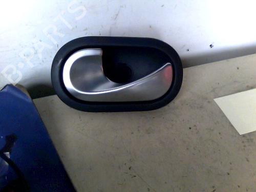 Used Rear left interior door handle RENAULT MEGANE II (BM0/1_, CM0/1_) 1.6 16V (112 hp) 26439304