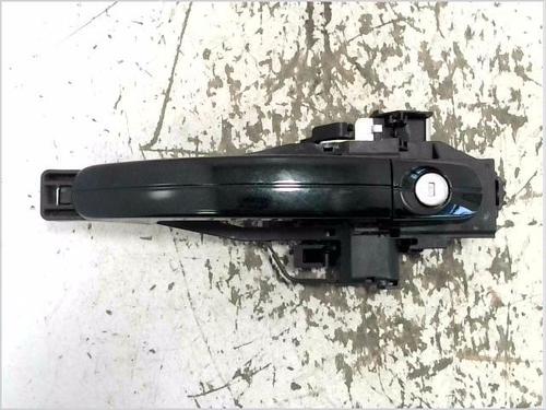 Maniglia esterna anteriore sinistra FORD FOCUS III Saloon 1.6 TDCi (115 hp) 31705852