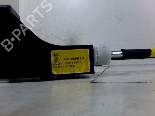 Shift knob RENAULT MEGANE III Hatchback (BZ0/1_, B3_) 1.5 dCi (BZ09, BZ0D, BZ1W, BZ29, BZ14) | BP28323776I34 