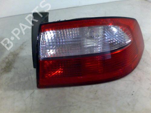 Used Right taillight RENAULT LAGUNA II (BG0/1_) 1.8 16V (BG0B, BG0M) (120 hp) 26085291