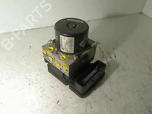 Used ABS pump FORD FIESTA V (JH_, JD_) 1.4 TDCi (68 hp) 26077394