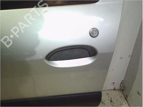 Used Front left exterior door handle DACIA LOGAN MCV (KS_) 1.6 16V (KS0L, KS0M, KS0P, KS1S) (105 hp) 26114481