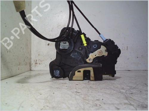 Used Front left lock TOYOTA COROLLA (_E12_) 2.0 D-4D (CDE120R, CDE120L_) (116 hp) 26115181