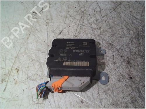 Used ECU airbags RENAULT TRAFIC III Van (FG_) 1.6 dCi 95 (FGMJ, FGMR) (95 hp) 26111444