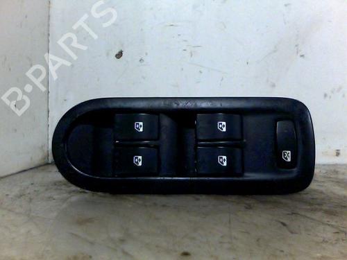 Used Switch RENAULT GRAND SCÉNIC II (JM0/1_) 1.5 dCi (JM1E) (106 hp) 28323675