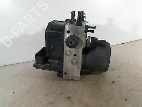 ABS Bremseaggregat AUDI A4 B6 Avant (8E5) 2.5 TDI quattro (180 hp) 26084634