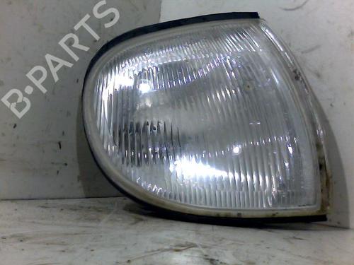 Used Right front indicator NISSAN SERENA (C23) 2.3 D (75 hp) 26075601