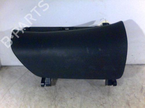 Used Glove box NISSAN NOTE (E12) 1.2 (80 hp) 26103646