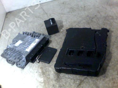 Used Engine control unit (ECU) RENAULT GRAND SCÉNIC II (JM0/1_) 1.5 dCi (JM1E) (106 hp) 26068260