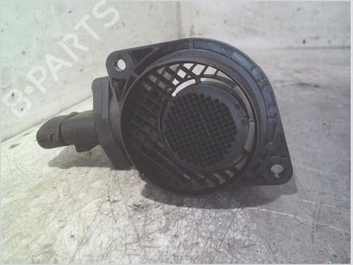 Débitmètre de masse D'Air VW TOURAN (1T1, 1T2) 1.9 TDI (105 hp) 30835180