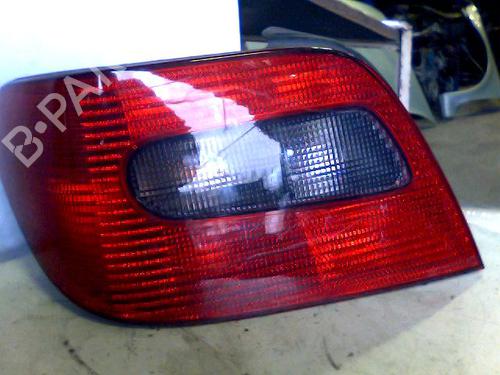 Used Left taillight CITROËN XSARA (N1) 1.4 i (75 hp) 26058803