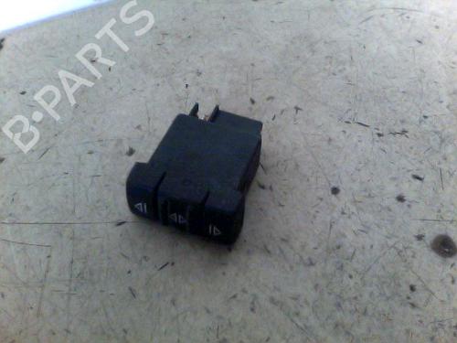 Pulsantiera RENAULT 19 II Chamade (L53_) 1.9 D (92 hp) 30765607