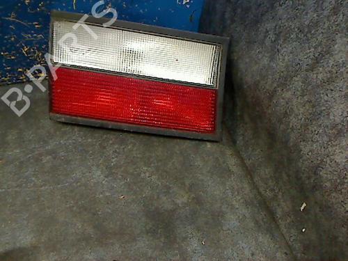 Feu de coffre droit CITROËN XANTIA Break (X1_, X2_) 2.0 i 16V (132 hp) 31966089