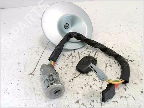 Used Ignition barrel RENAULT KANGOO (KC0/1_) 1.5 dCi (84 hp) 28170890