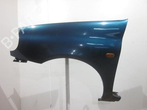 Aleta delantera izquierda RENAULT CLIO II (BB_, CB_) 1.2 (BB0A, BB0F, BB10, BB1K, BB28, BB2D, BB2H, CB0A,... (58 hp) 26071558