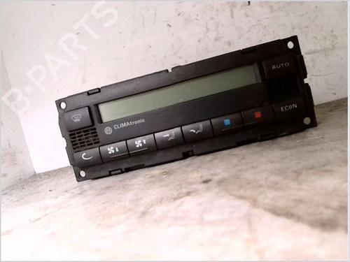 AC Styreenhet / Manøvreringsenhet VW GOLF IV (1J1) 1.6 (100 hp) 26105772