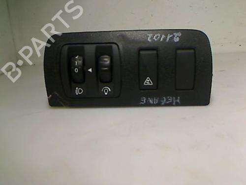 Used Headlight switch RENAULT SCÉNIC III (JZ0/1_) 1.5 dCi (110 hp) 26075111
