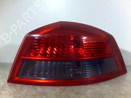 Høyre baklys RENAULT VEL SATIS (BJ0_) 2.2 dCi (BJ0E, BJ0F) (150 hp) 26067811