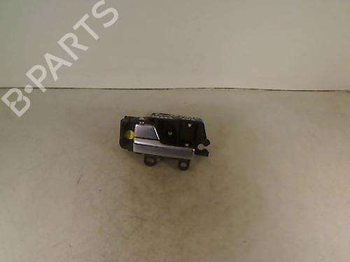 Venstre fortil invendig håndtag FORD FOCUS C-MAX (DM2) 2.0 TDCi (136 hp) 26062200