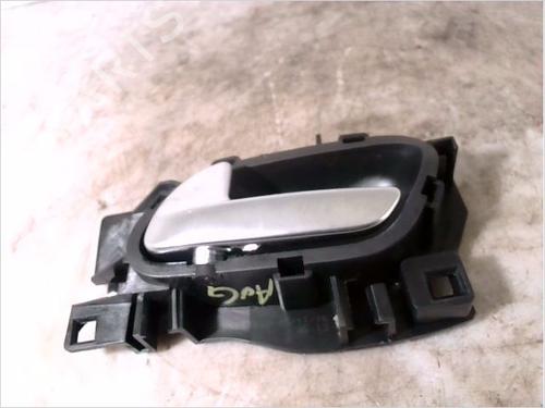 Used Front left interior door handle PEUGEOT 208 I (CA_, CC_) 1.6 BlueHDi 100 (100 hp) 26097165