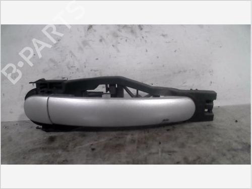 Used Front right exterior door handle VW POLO (9N_, 9A_) 1.4 TDI (80 hp) 26087717