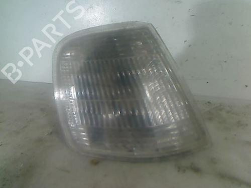 Used Right front indicator PEUGEOT 405 I (15B) 1.9 Diesel (69 hp) 26095037