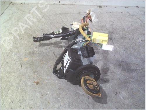 Used Ignition barrel SUZUKI SWIFT III (MZ, EZ) 1.3 DDiS (RS413D) (69 hp) 28516287