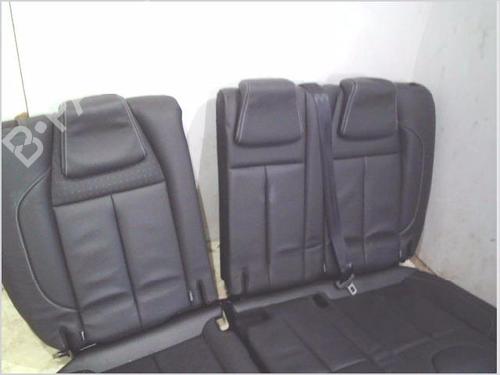 Rear seat PEUGEOT 2008 I (CU_) 1.2 THP 110 / PureTech 110 | BP36071148C17 - Image 3