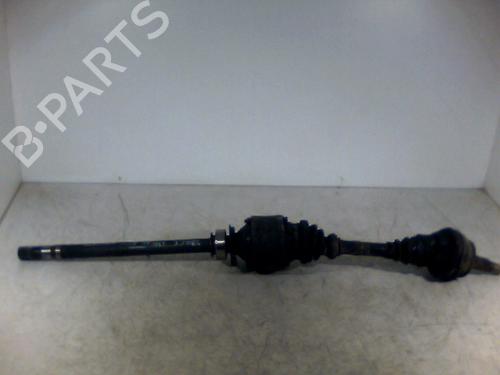 Transmisión delantera derecha ALFA ROMEO 166 (936_) 2.4 JTD (936AXA00, 936A3B00) (150 hp) 33188967