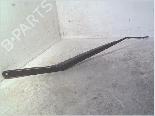 front-windshield-wiper-arm-renault-clio-iv-bh_-2012-2013-2014-2015-2016-2017-2018-2019-2020-2021-31028422 main image